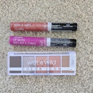 Wet n Wild MegaSlicks Lip Gloss Set - Pink and Peach